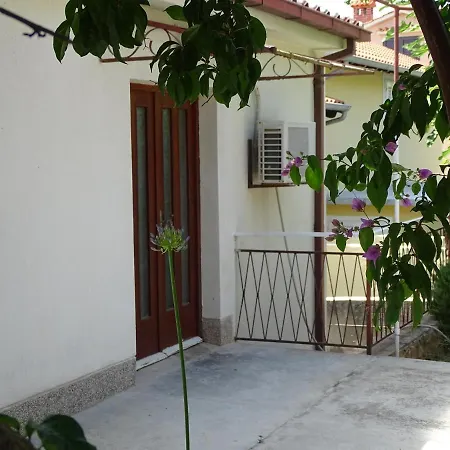 Leonora 2 Appartamento